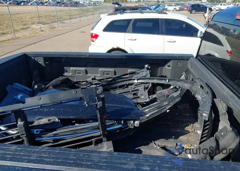 2024 Chevrolet Silverado 1500 from USA, damaged, VIN 3GCNDAEKXRG285633